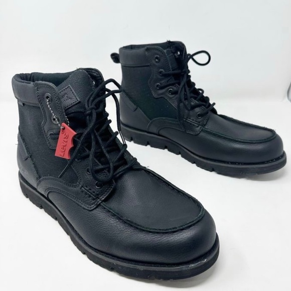 Levi\'s Black Moc-Toe Boots with Rugged Construction main image 5